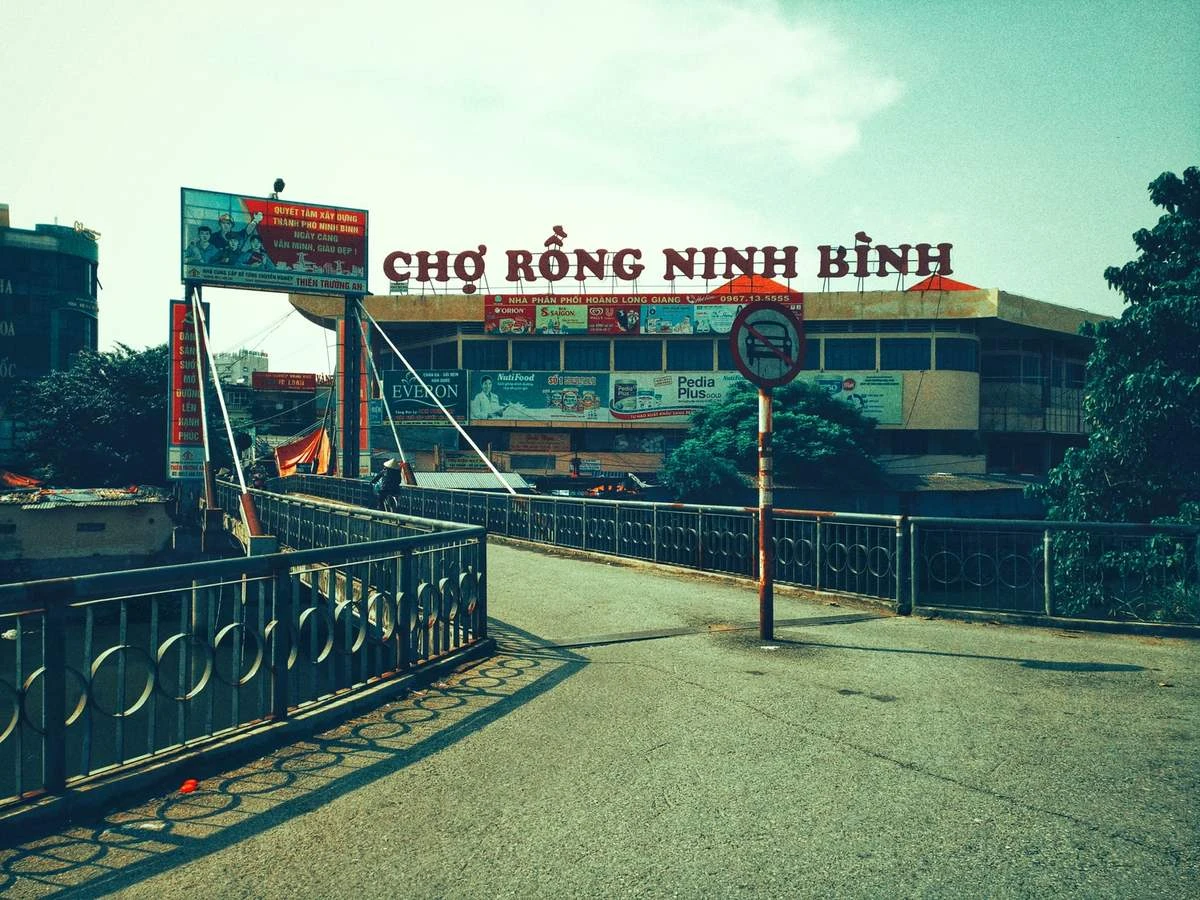 Chợ Rồng Ninh Bình