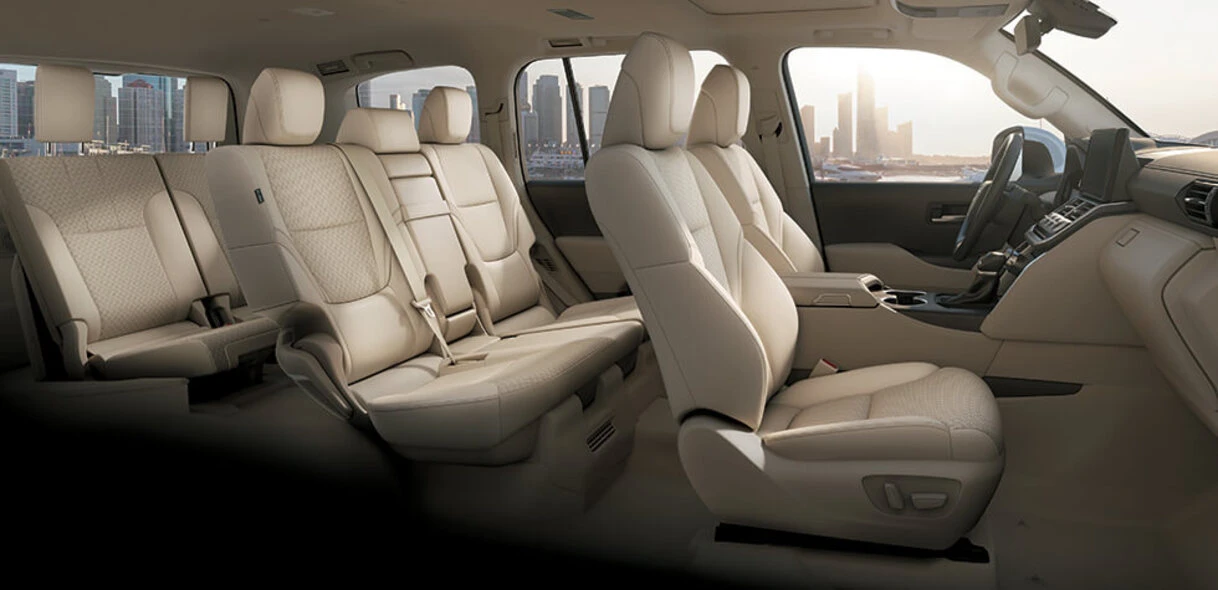 Top 7 mẫu xe Toyota 7 chỗ 2023 và bảng giá mới nhất