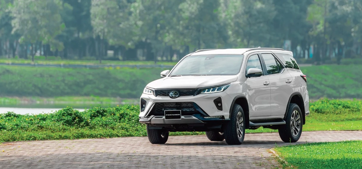 Top 7 mẫu xe Toyota 7 chỗ 2023 và bảng giá mới nhất
