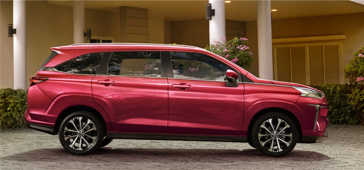 Top 7 mẫu xe Toyota 7 chỗ 2023 và bảng giá mới nhất